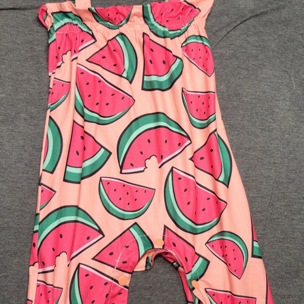 Infant girl romper, Pat Pat, size 0-3 mos. Red and pink, new with tags